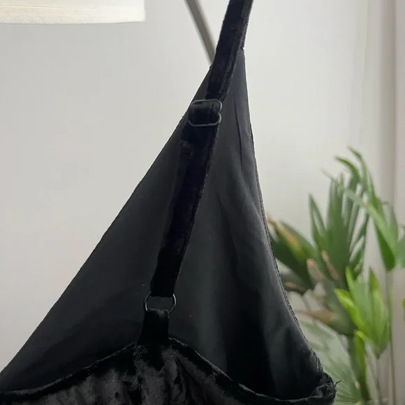 Frank & Oak Velvet Wide Leg Jumpsuit - Picture 5 of 6